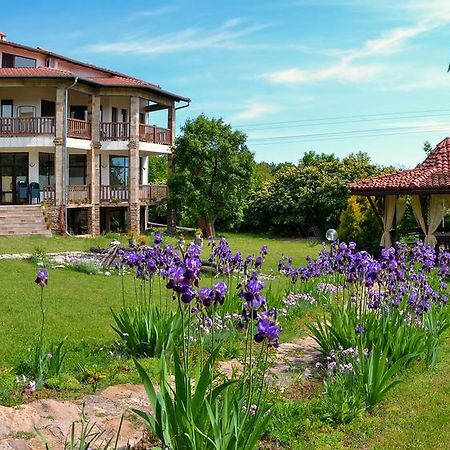 Park Hotel Djevana Горна-Оряховица Экстерьер фото