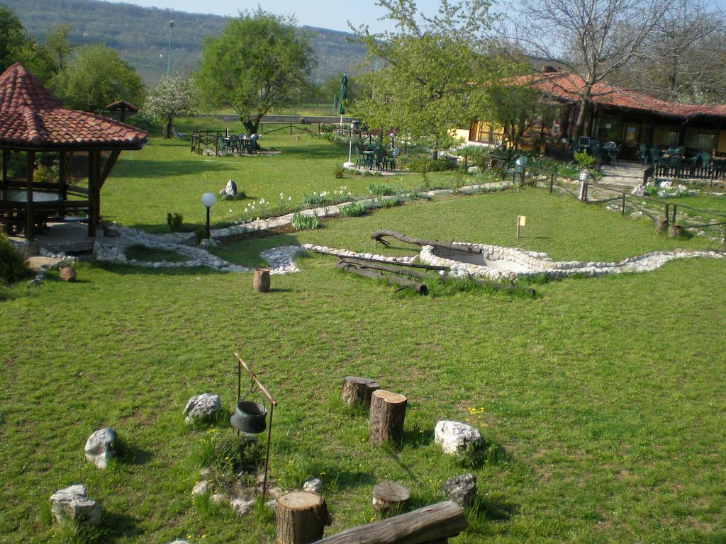 Park Hotel Djevana Горна-Оряховица Экстерьер фото