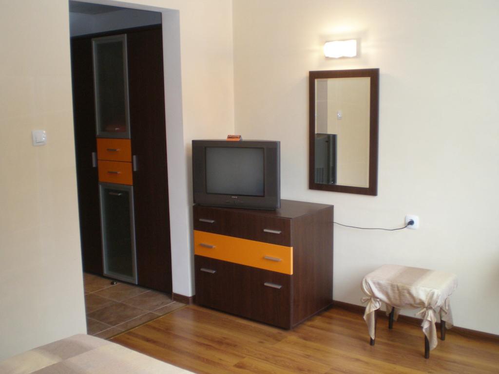 Park Hotel Djevana Горна-Оряховица Номер фото