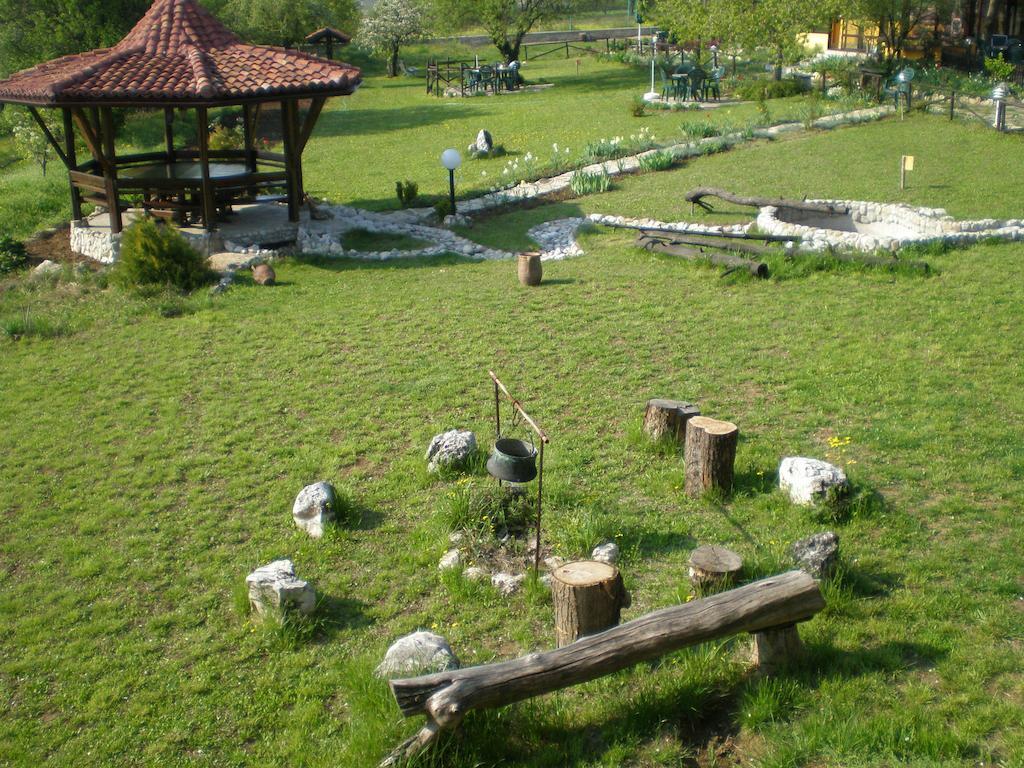 Park Hotel Djevana Горна-Оряховица Экстерьер фото