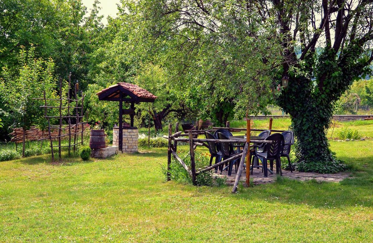 Park Hotel Djevana Горна-Оряховица Экстерьер фото